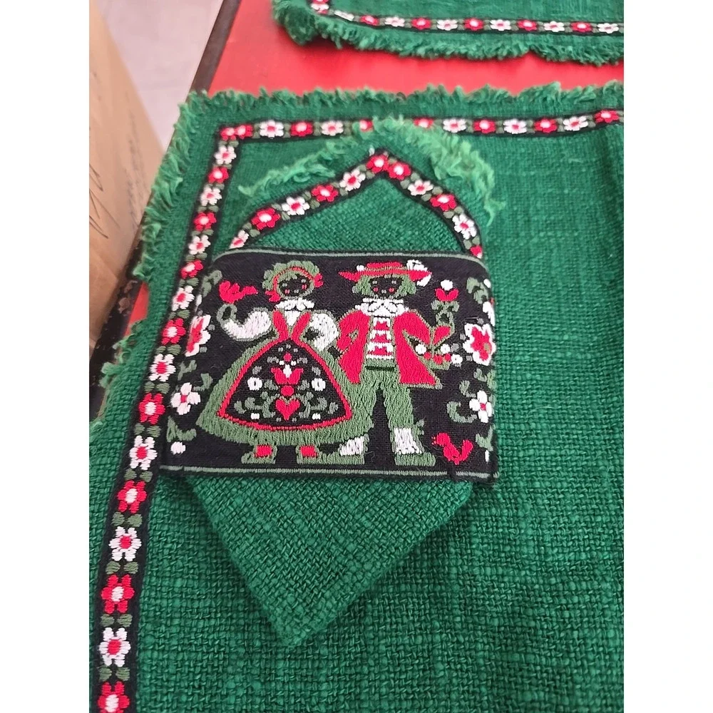 Unbranded vintage green